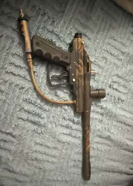 Tippmann Paintball Marker